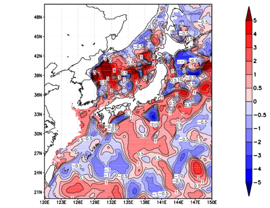 海面~100m月平均表層水温偏差分布