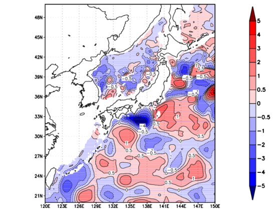 海面~740m月平均表層水温偏差分布