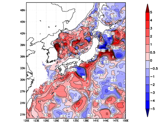 海面~100m月平均表層水温偏差分布