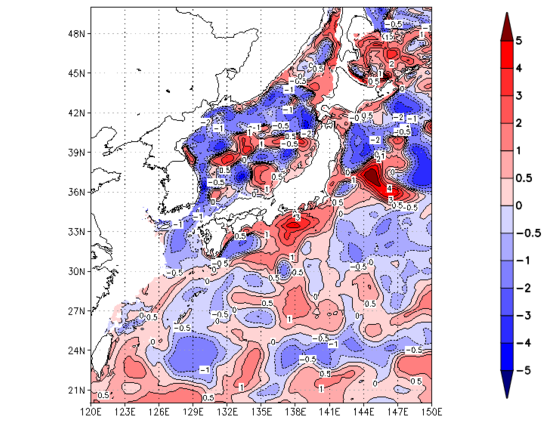 海面~100m月平均表層水温偏差分布