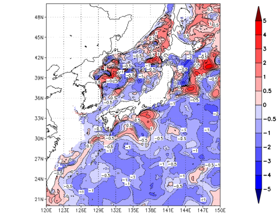 海面~100m月平均表層水温偏差分布