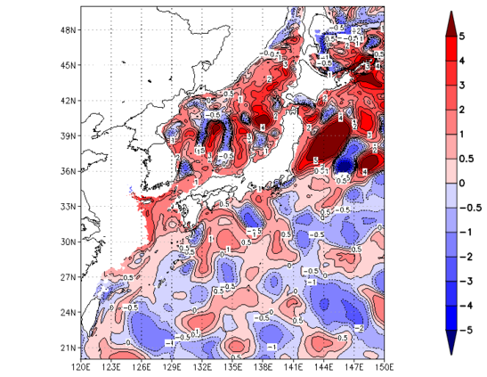海面~100m月平均表層水温偏差分布
