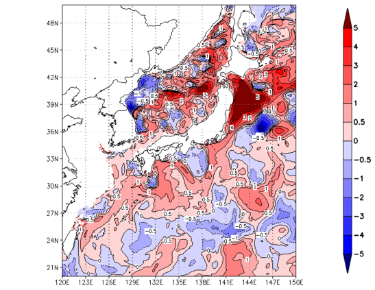 海面~100m月平均表層水温偏差分布