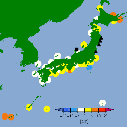 月平均潮位偏差分布