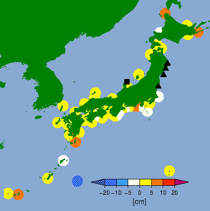 月平均潮位偏差分布