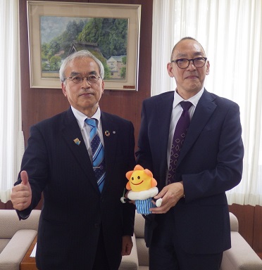 町長と気象台長