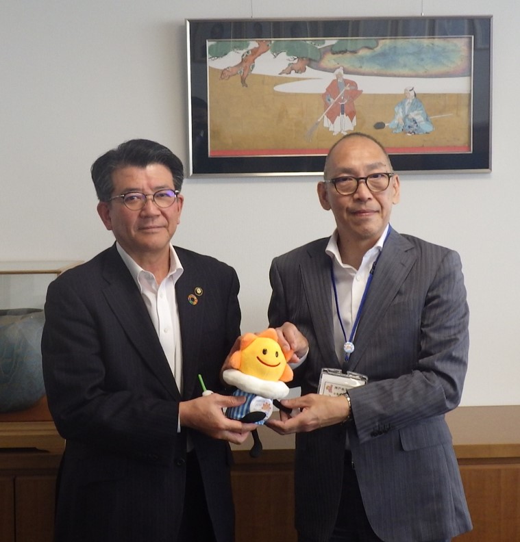 市長と気象台長