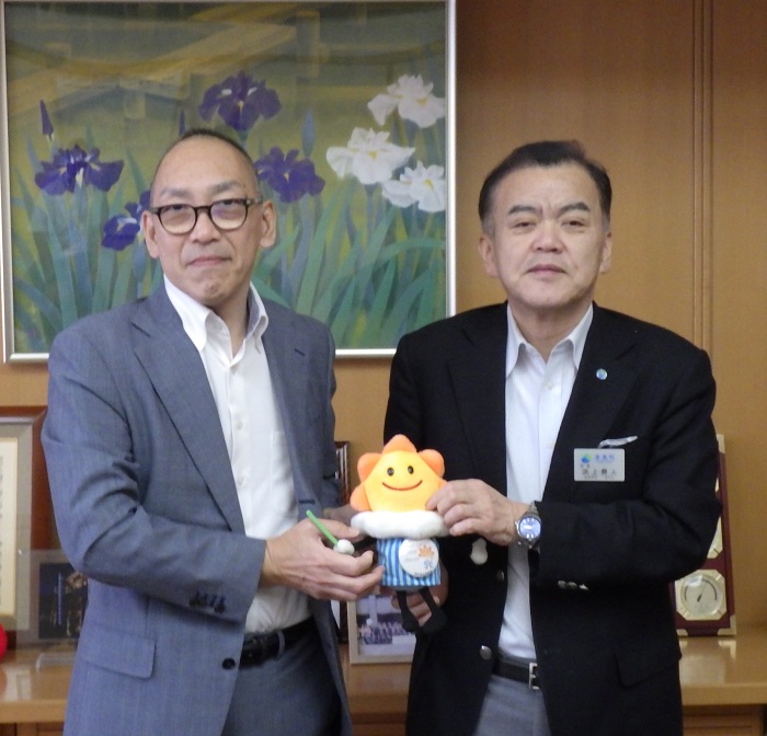 町長と気象台長