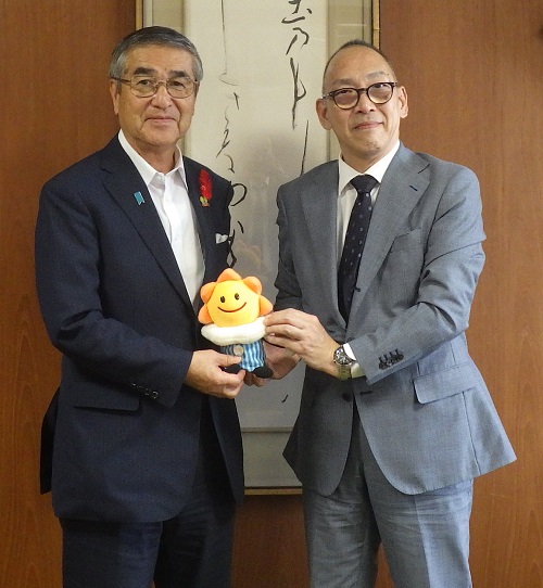 町長と気象台長
