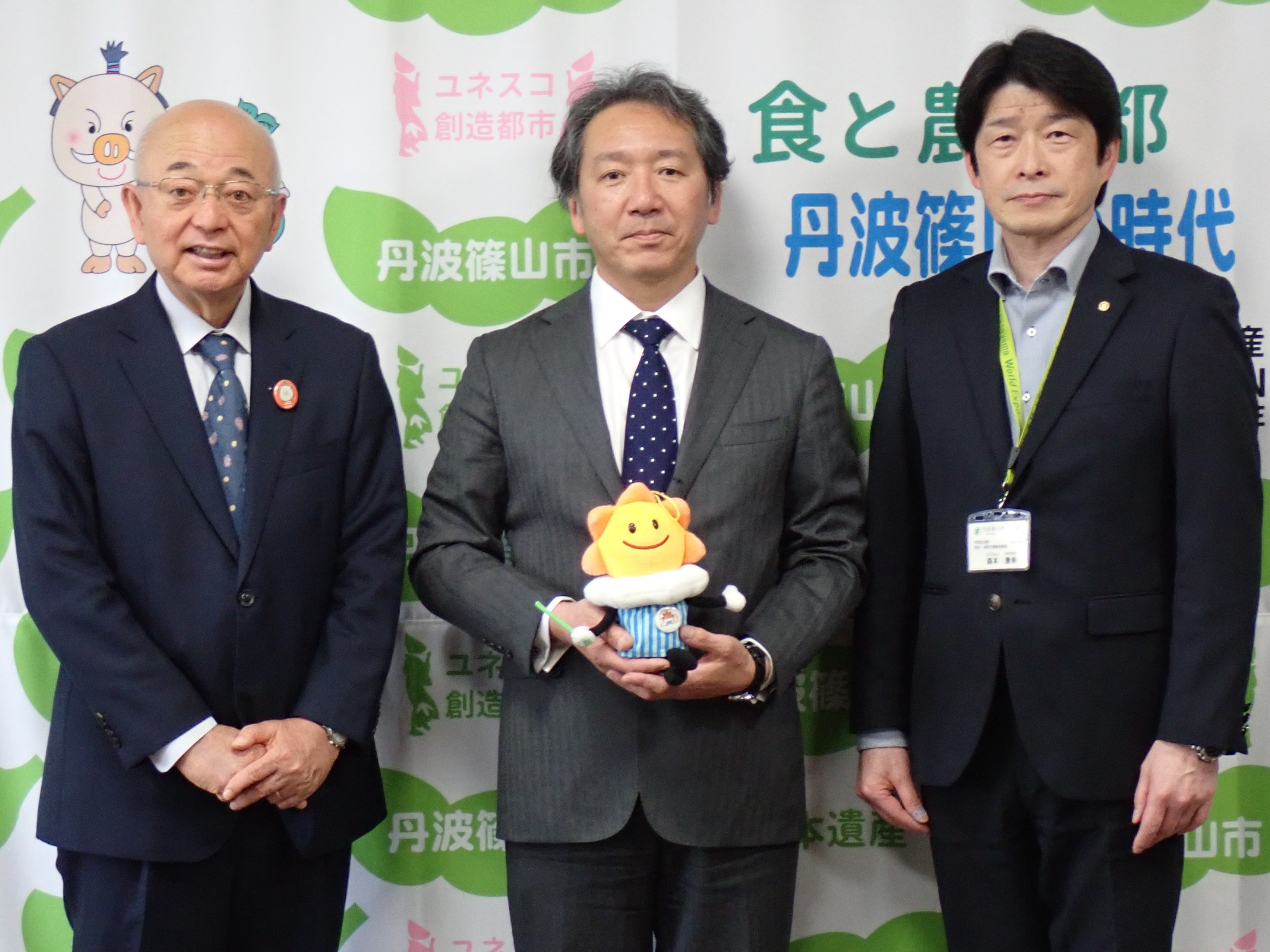 酒井市長と森本防災・消防交通担当部長と気象台長