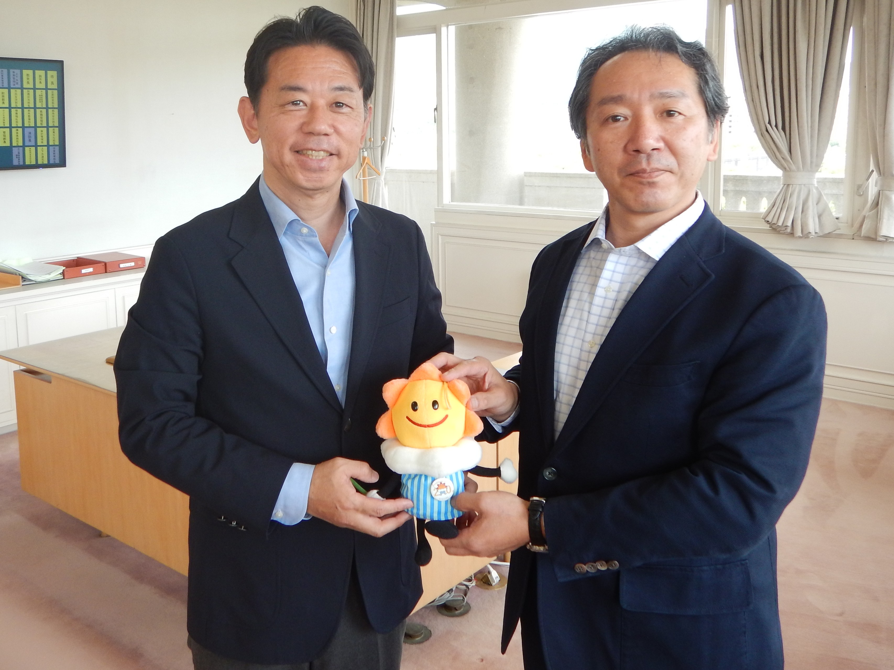 森市長と気象台長