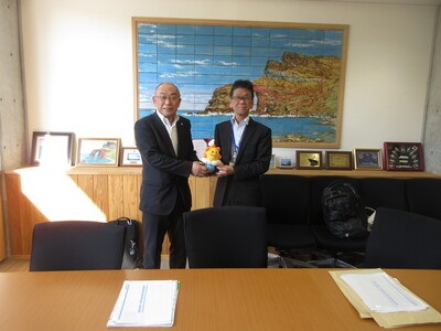 坂栄町長との写真