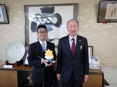 楫野市長との写真