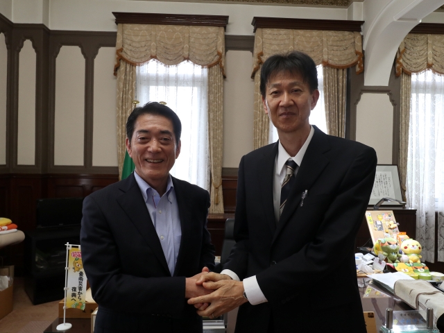 愛媛県知事との懇談写真
