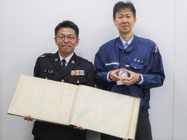 陸上自衛隊松山駐屯地司令との懇談写真