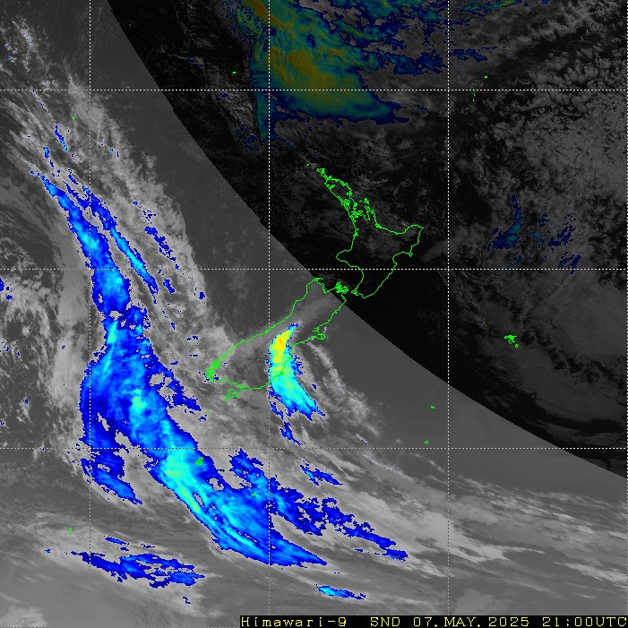 Infrared satellite imagery for 9:00am on 27 April 2024