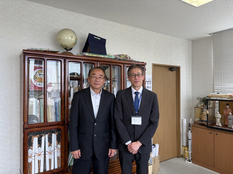 西脇町長と気象台長