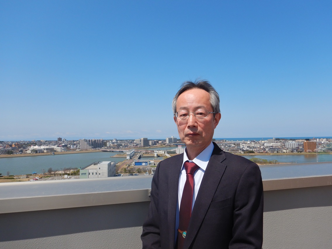 新潟地方気象台長の顔写真