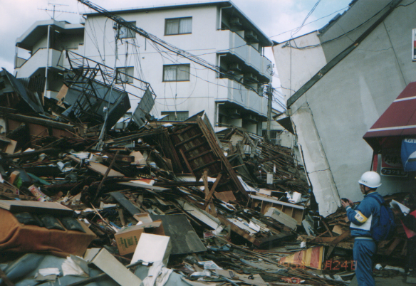 兵庫 県 南部 地震