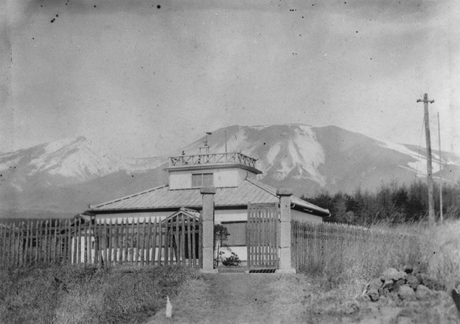 浅間火山追分観測所(長野測候所追分支所)の建物