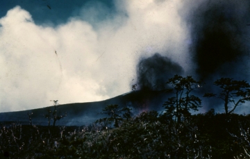 三七山付近の噴火