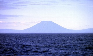 茂世路岳写真01