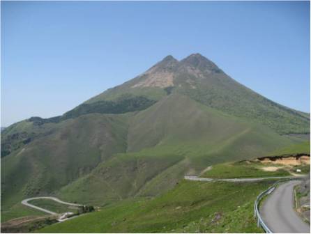 由布岳