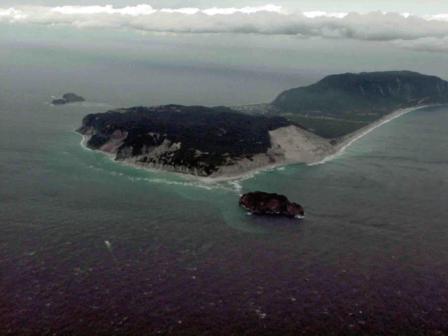 新島