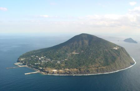 利島